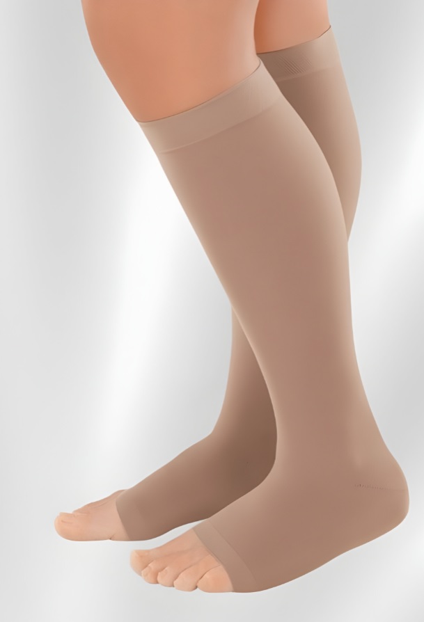 Juzo Dynamic Cotton Below Knee Stockings with Balance Silicone Border